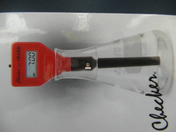 pH Tester Hi 98103
